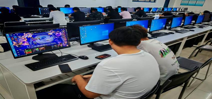 計(jì)算機(jī)協(xié)會(huì) 計(jì)算機(jī)軟硬件開發(fā)的引擎與紐帶