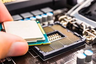 云計(jì)算賦能與自主創(chuàng)新 中國(guó)計(jì)算機(jī)產(chǎn)業(yè)的雙輪驅(qū)動(dòng)